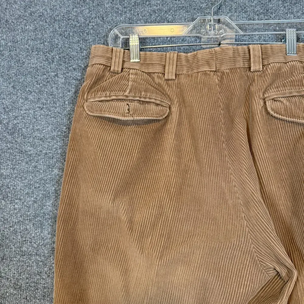 L.L Bean Pants Mens 37x30 Tan Corduroy‎ Chinos Pleated Straight Leg Relaxed Vtg